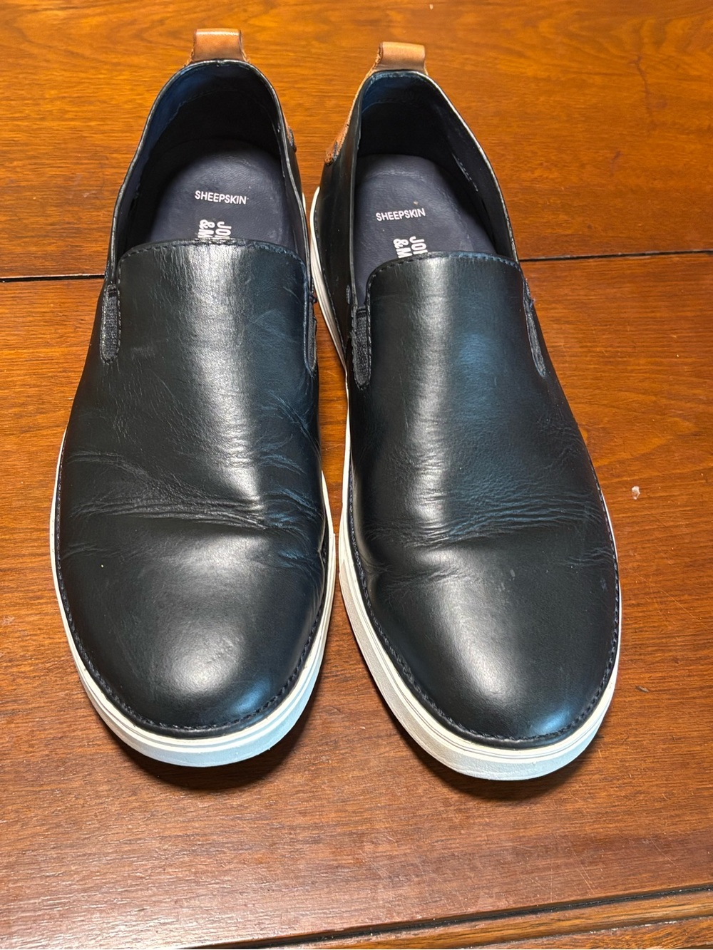 Johnston & Murphy Men’s Black Leather Sheep Skin Slip-On Sneakers Size 10.5 M